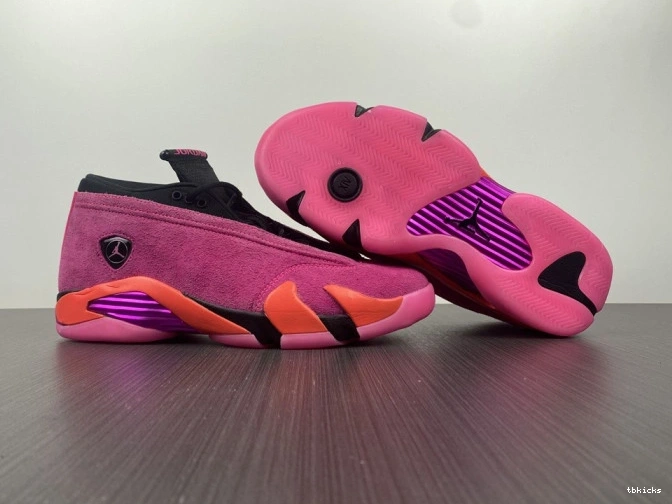 Reps TB (W) Retro Shocking 14 Low Pink Jordan DH4121-600 0731